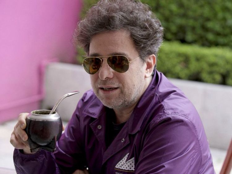 Calamaro construye su propio mito con el documental "Bios. Vidas que marcaron la tuya"
