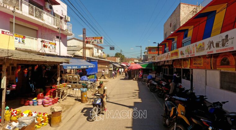 Comerciantes de Nanawa ya expiden facturas de sus productos