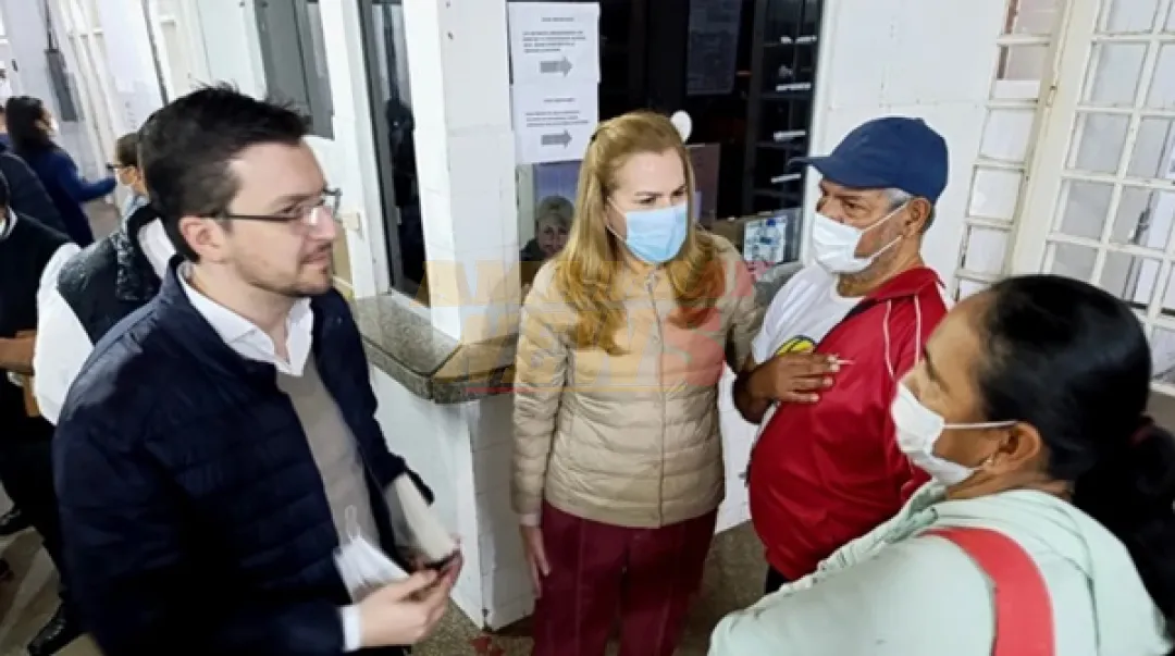 Ministra detecta ausencia de médicos en Lambaré