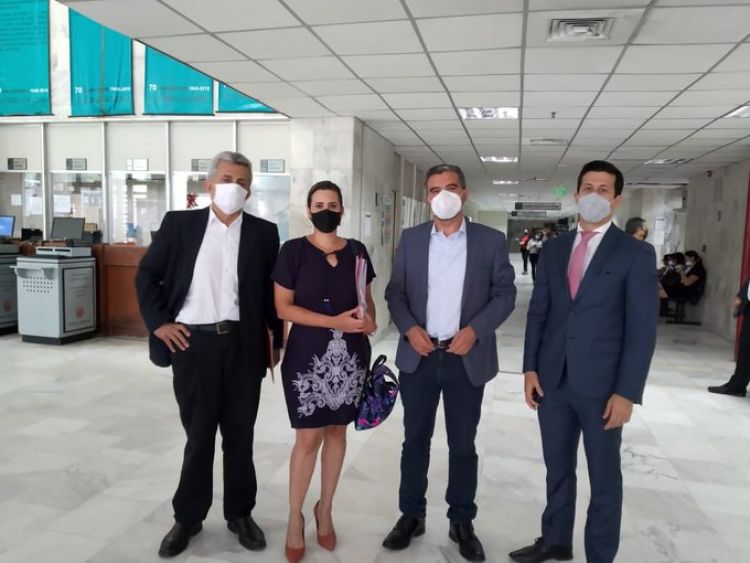 Presentan acción judicial contra Itaipú para acceder a documentos públicos