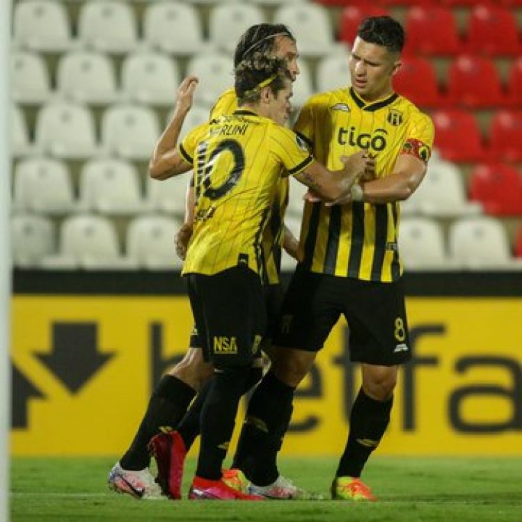 Guaraní recibe a Luqueño con ganas de trepar hasta la cima