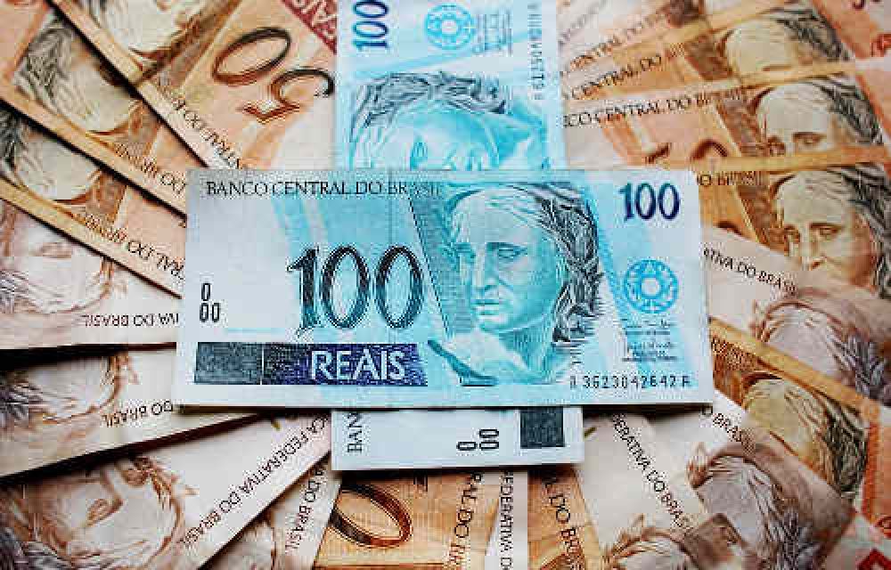 Paraguay tiene que enfrentar una caída en picada del real