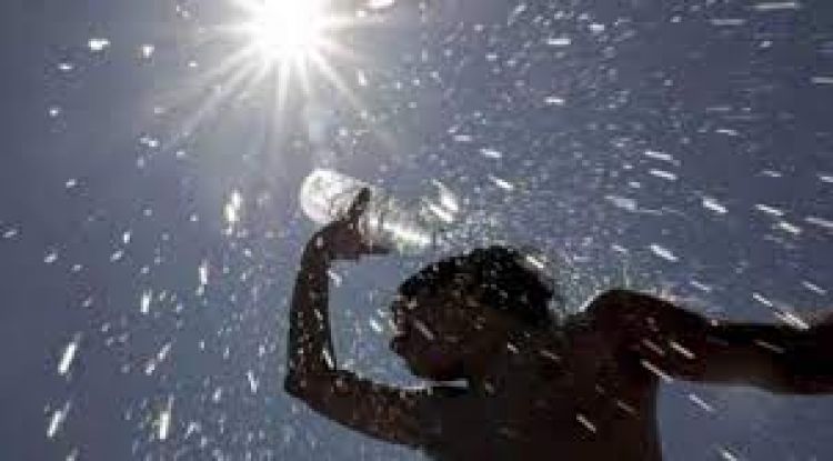 Prevén ola de calor, mucha humedad y chaparrones para este domingo