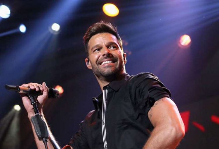 Ricky Martin cuenta que tenía 15 años cuando tuvo su primera relación íntima