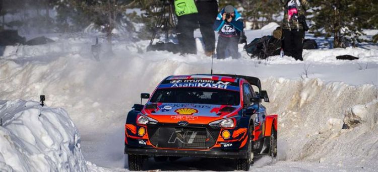 Tnak gana el Rally rtico y Rovanper se pone lder del Mundial