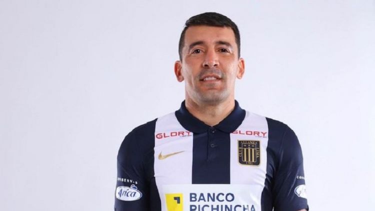 Edgar Benítez fue presentado en el Alianza Lima