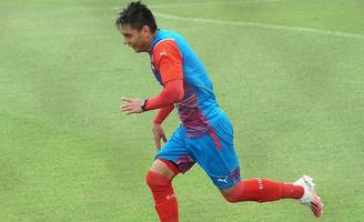 Cerro Porteño renueva contrato con Santiago Arzamendia