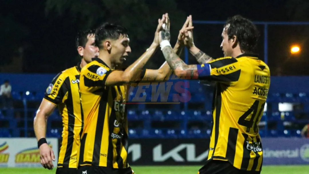 Guaraní sigue de racha y le mete presión al Guma