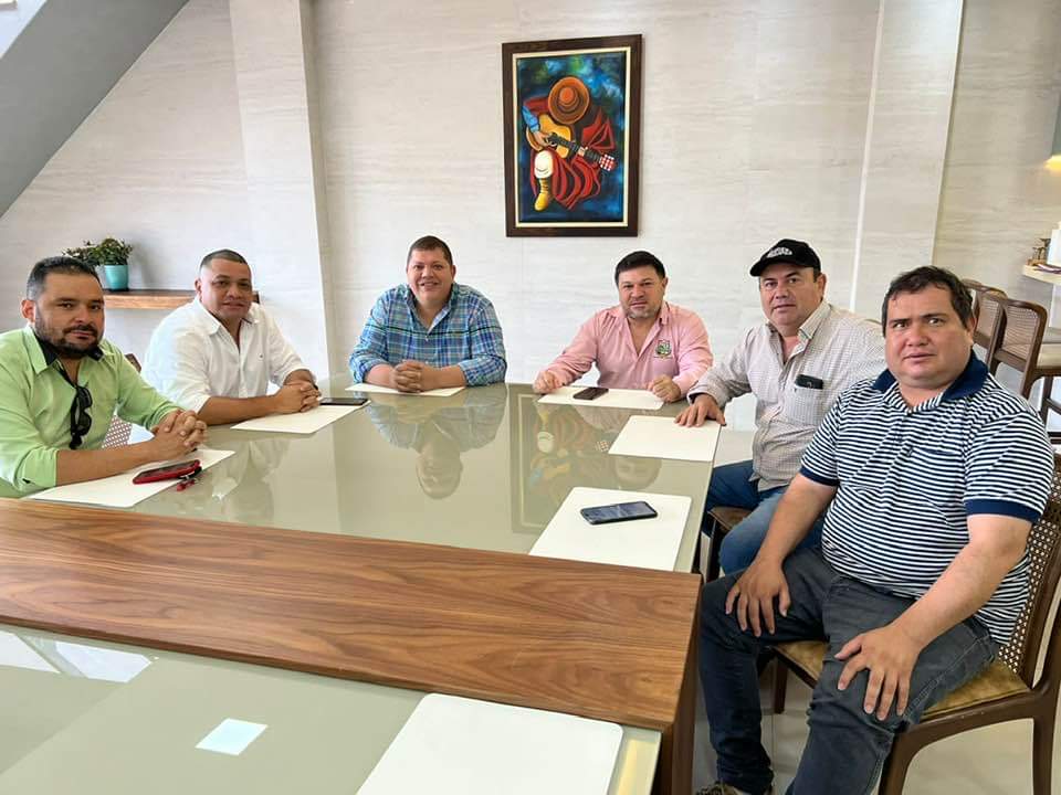 "Juancho" ignora a intendente de Pedro Juan y solo se reune con intendentes colorados