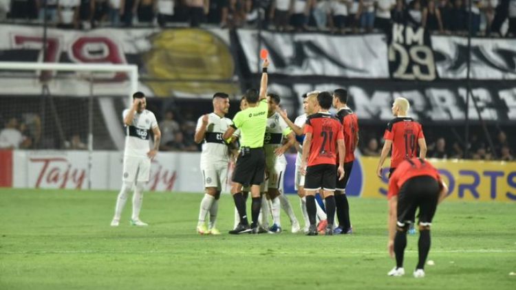 Olimpia y Libertad firman un electrizante empate
