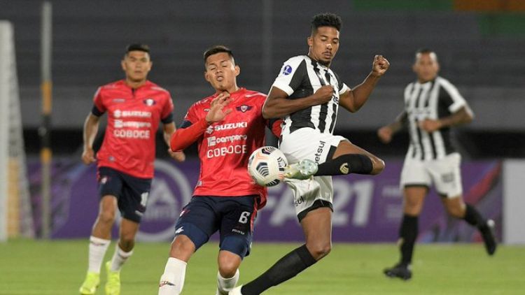 Jorge Wilstermann se encarga de hundir al Ceará