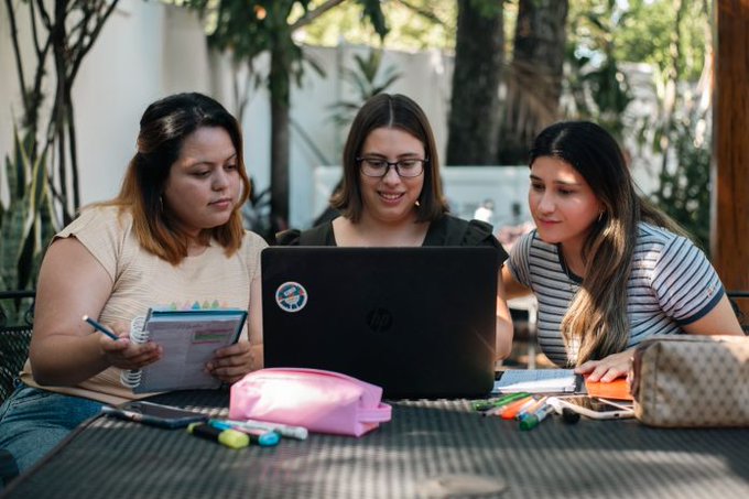 Becas «Alcanza» para estudios terciarios extiende periodo de postulación hasta el 28 de enero