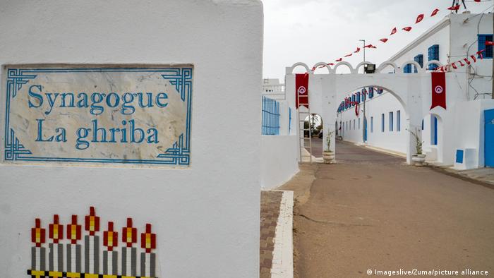 Túnez: cuatro muertos y 10 heridos por ataque cerca de sinagoga
