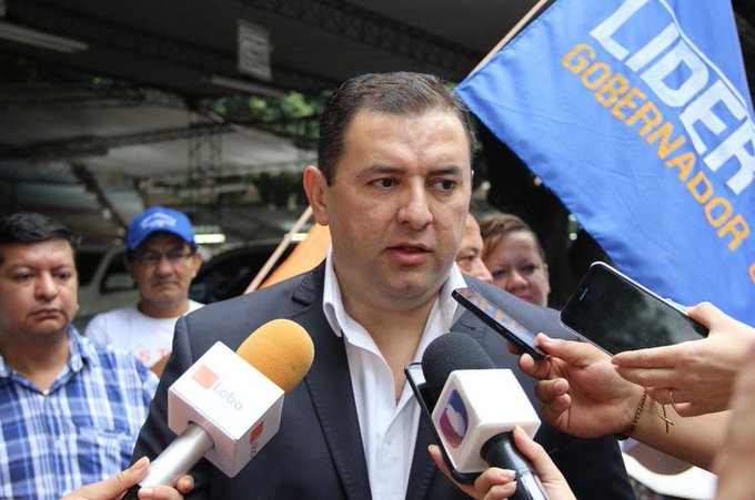 «La República está amenazada por un sistema dictatorial», advierte senador