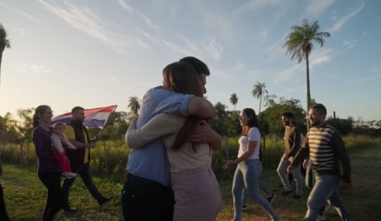 Efraín Alegre y Sole Núñez oficializan dupla: “Es momento de unir juventud y trayectoria”