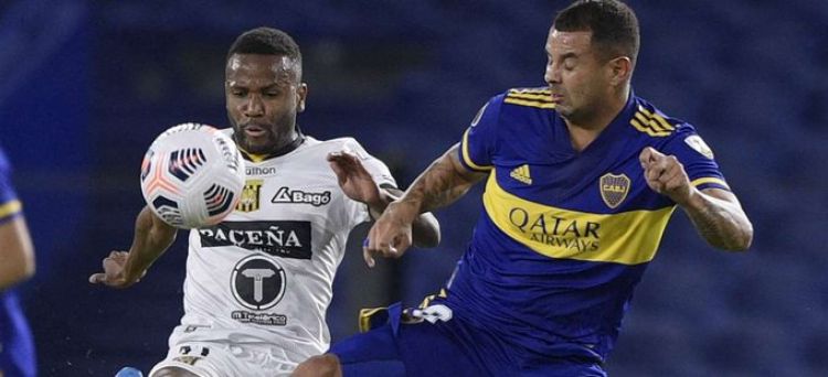 El torneo argentino se reanuda este lunes con las semifinales de la Copa de la Liga