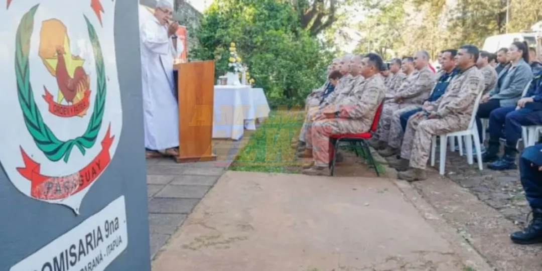 Policía celebra su día con homenaje a Santa Rosa de Lima