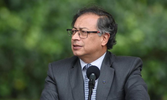 Petro acusa a Fiscalía de querer derrocarlo