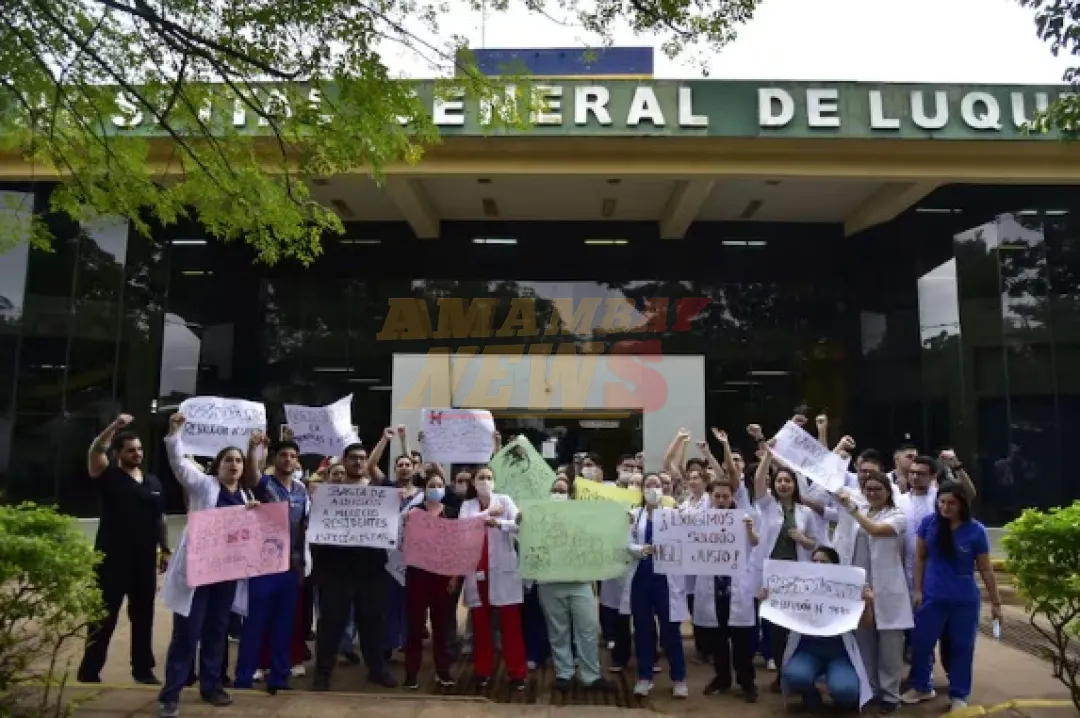 Médicos residentes exigen pago de reajuste salarial prometido