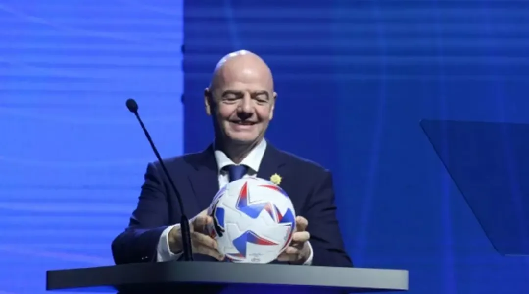 FIFA evalúa cambios que revolucionarían el fútbol en 2025