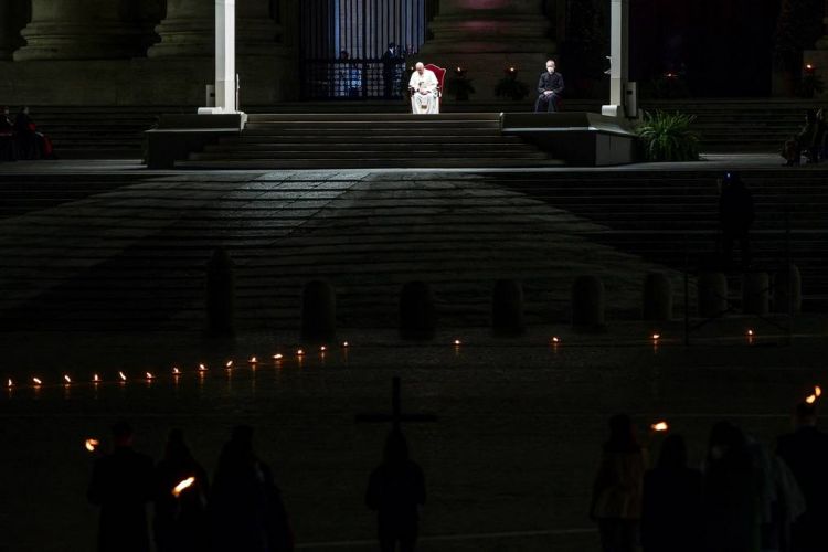 Segundo Vía Crucis sin público del papa Francisco