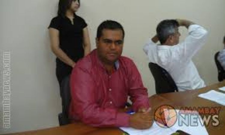 Concejal Martín Pochó vigilado por la Fiscalía y en cuarentena en su casa