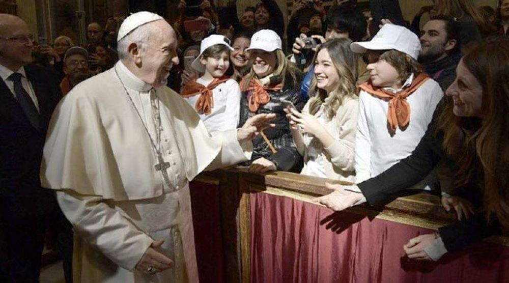 Papa Francisco: es propio de la mujer tomarse la vida en serio