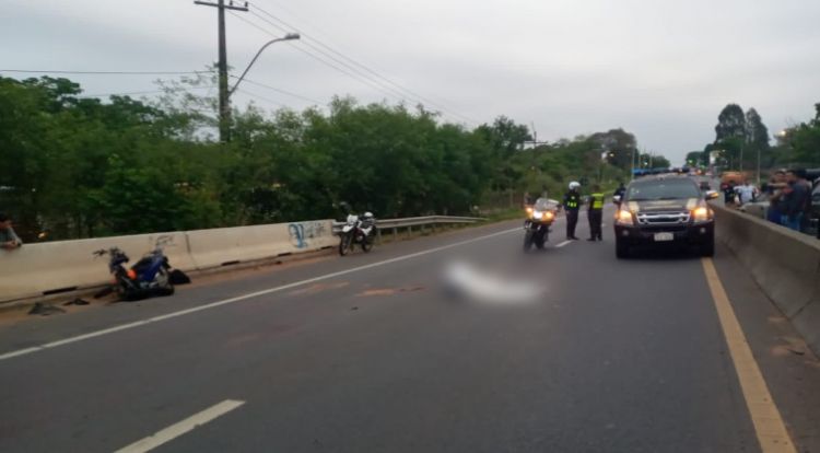 Accidente fatal y choque múltiple sobre Ruta 2
