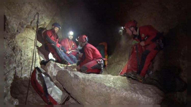Austria | Rescatados tres espeleólogos atrapados en la mayor cueva del mundo