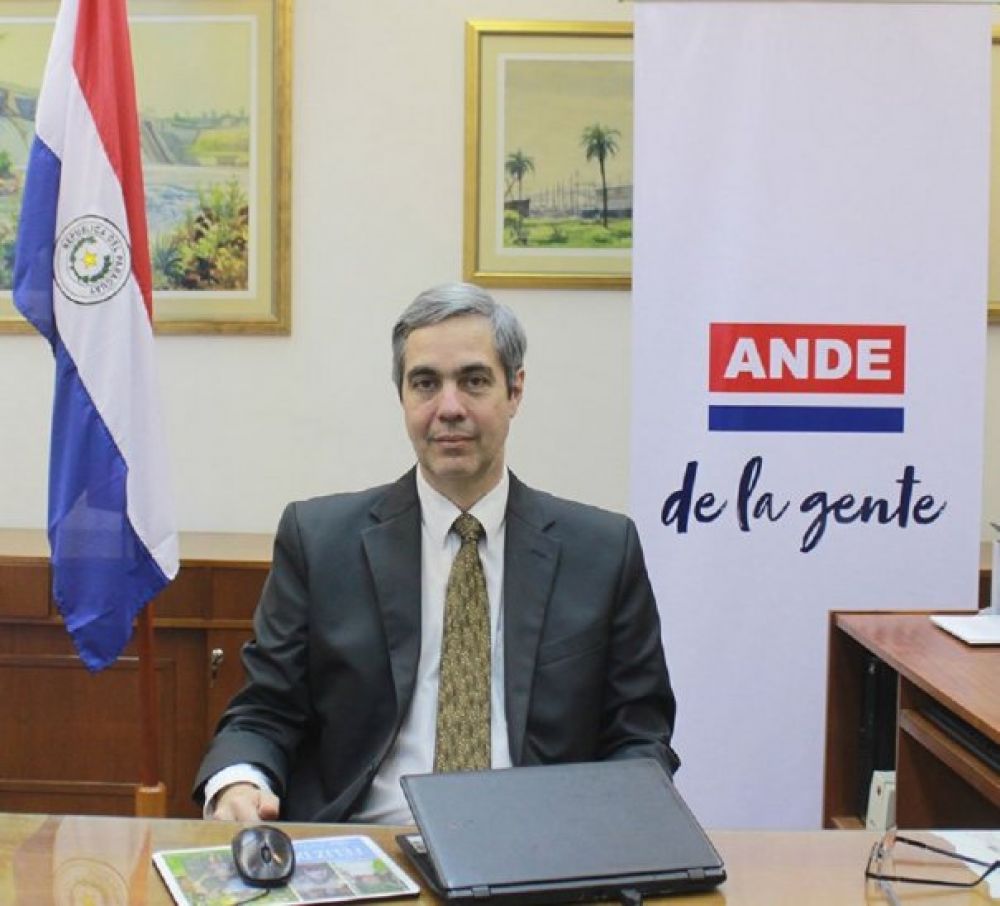 Ferreira deja la ANDE por no firmar acuerdo que perjudicaría a Paraguay
