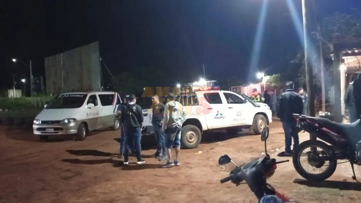 Mujer intenta separar pelea en cancha de vóley y muere al recibir un disparo en PJC