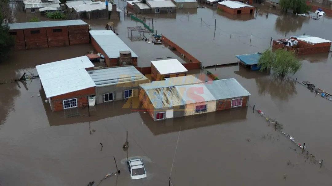 Hay desaparecidos y casi 3.000 evacuados por inundaciones en Argentina