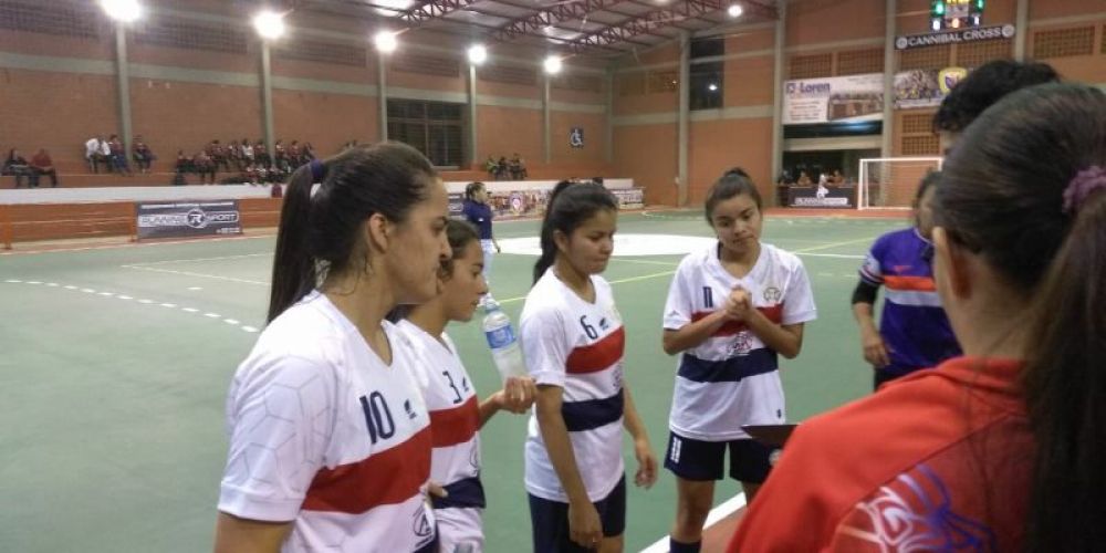 Amambay golea y está en semifinales del Nacional femenino de fútbol de salón