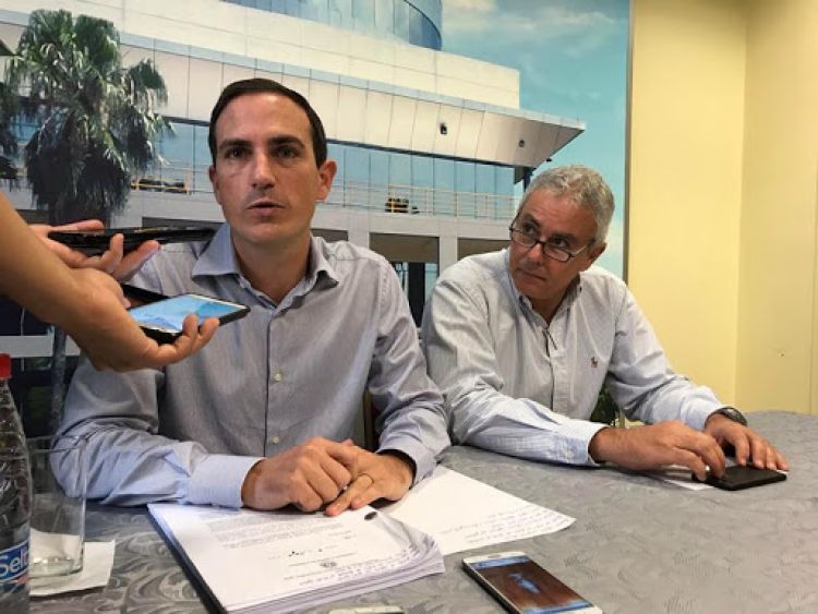 Patria Querida conversa con bancadas de la oposición para elección de la nueva mesa directiva