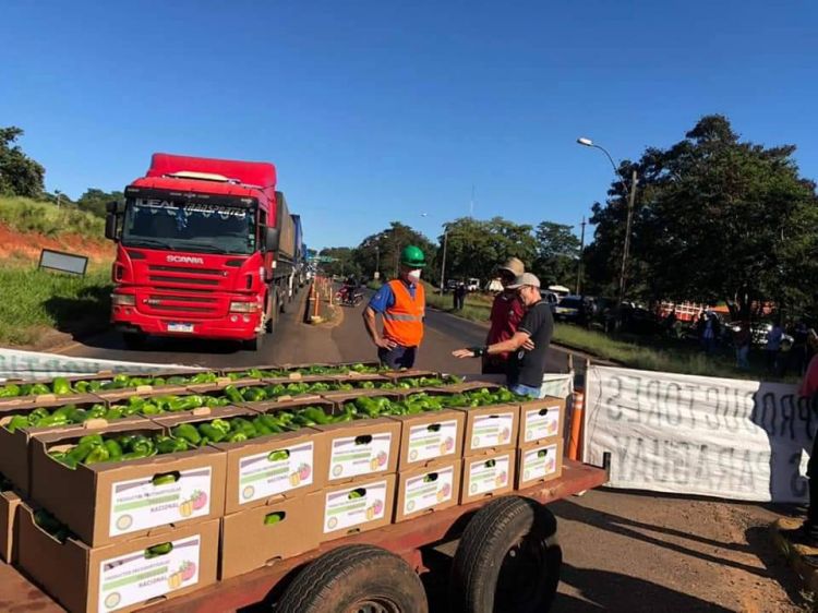 Productores frutihortícolas no descartan nuevo cierre de ruta si continúa el ingreso de contrabando