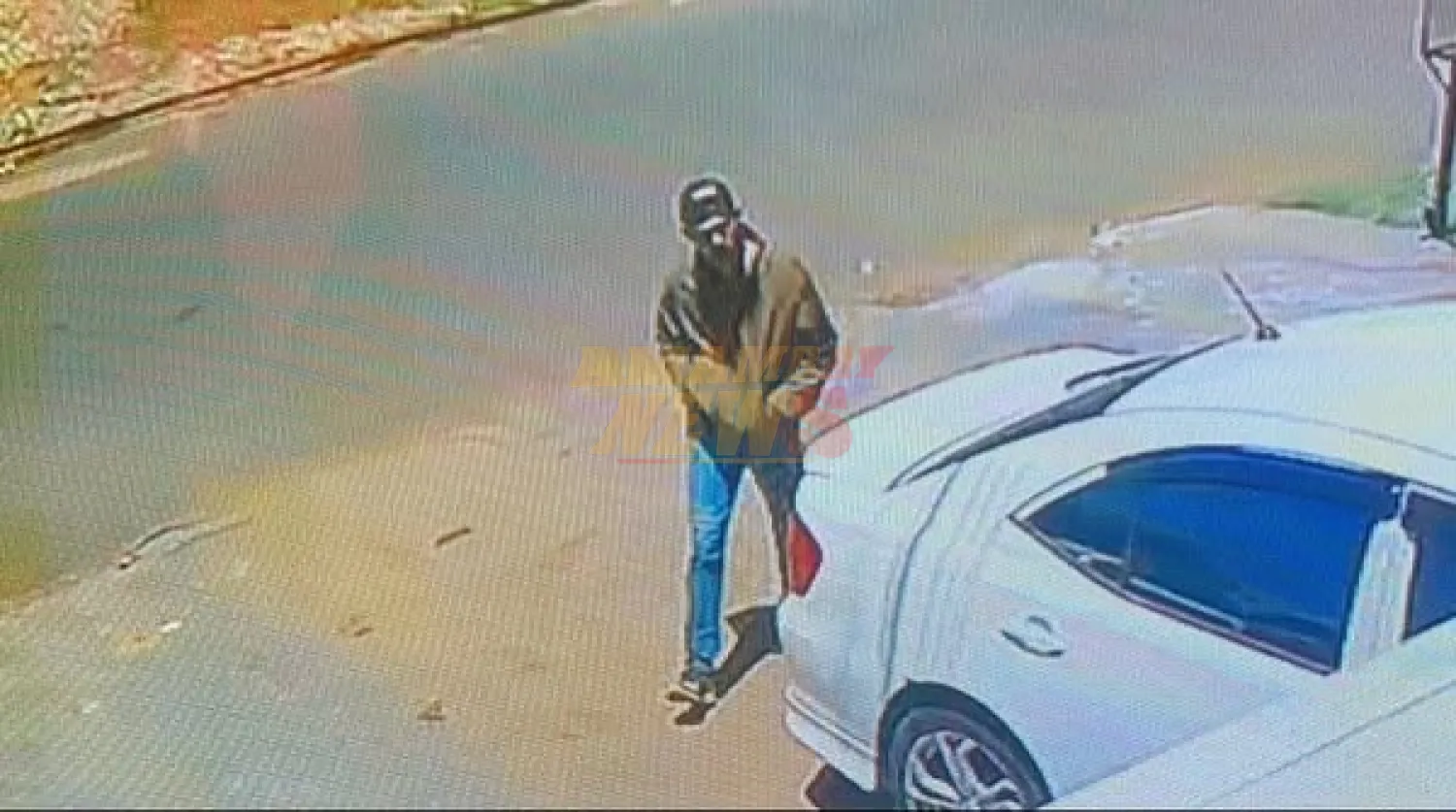 VIDEO: Cámaras de seguridad captaron el momento del ataque de sicario en PJC