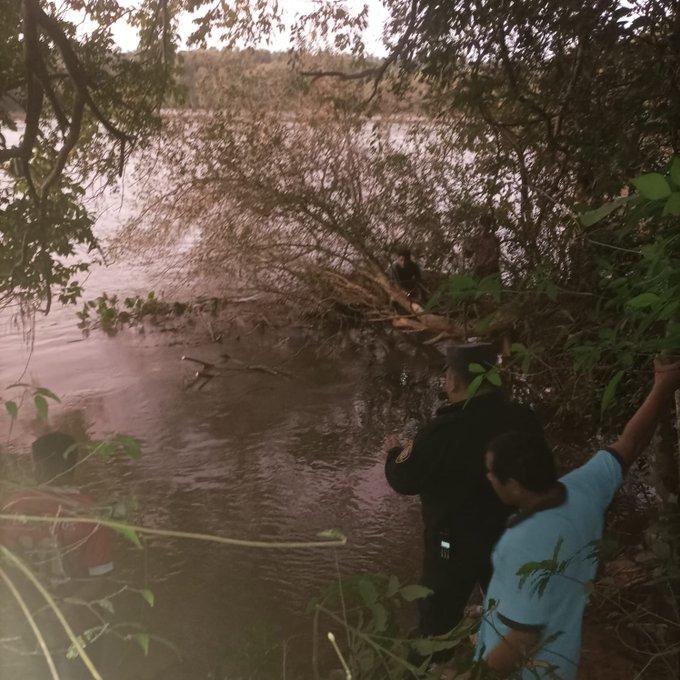 Hallaron un cuerpo en zona de Tres Fronteras que podría ser la hija de la escribana