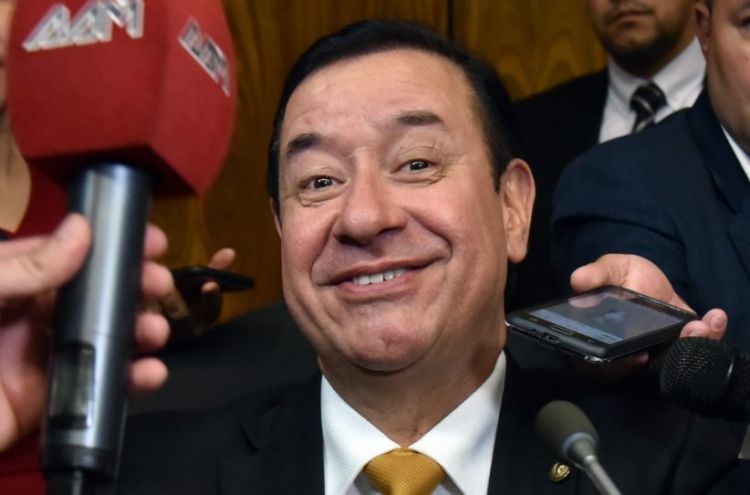 Cuevas desmiente que su hermano entrega kits de la SEN en su campaña a la intendencia de Sapucai