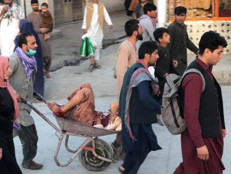 El Estado Islámico de Afganistán se atribuyó los ataques suicidas en Kabul