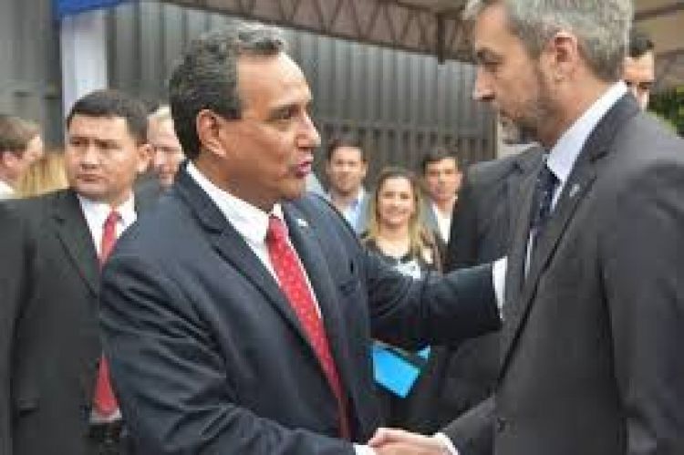 Juez otorga arresto domiciliario para el Gobernador de Central Hugo Javier