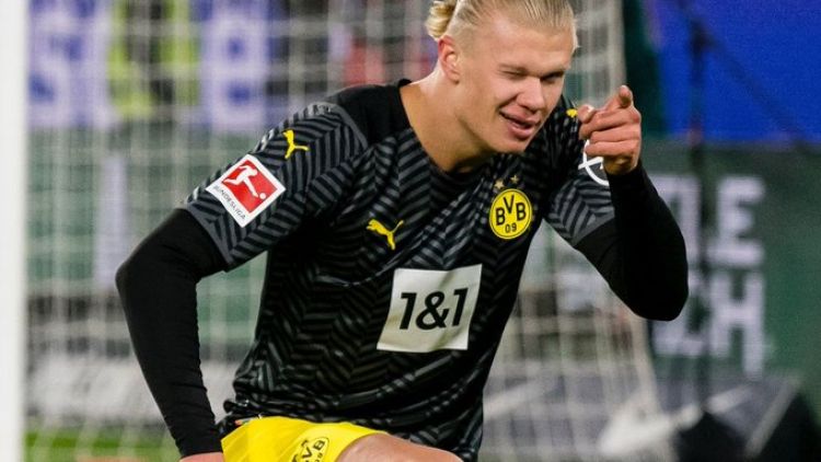Borussia Dortmund confirma interés del Real por Haaland