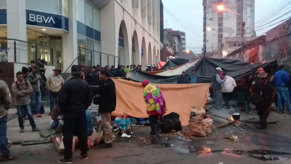 Campesinos vuelven a marchar por el microcentro de Asunción