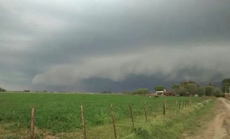 Alerta de tormentas para nueve departamentos