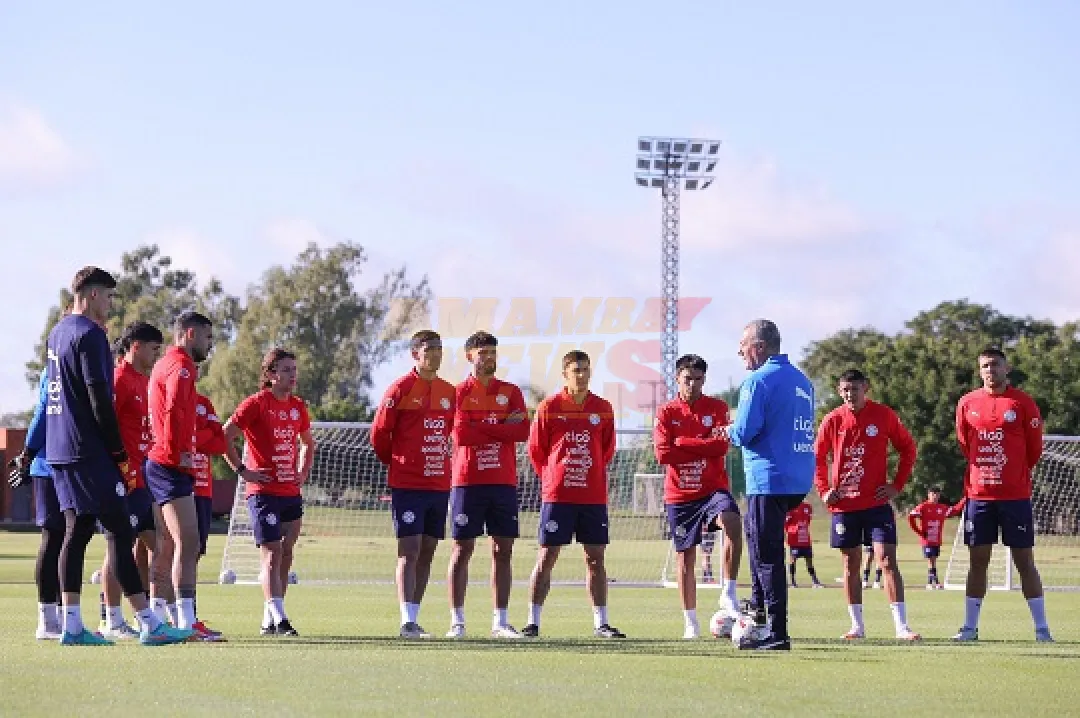 La Albirroja inicia trabajos con miras a Uruguay y Brasil