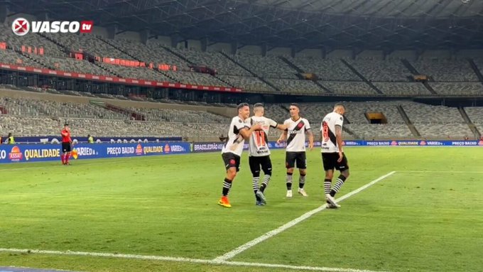 Asistencia de Sebastián Ferreira en crucial empate de Vasco