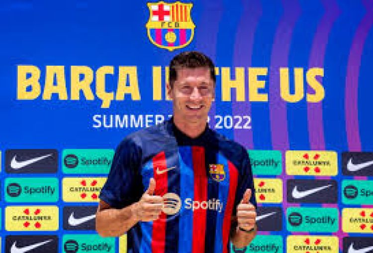 Lewandowski: Quiero hacer tan felices a los seguidores como ellos ya habían sido, o incluso más