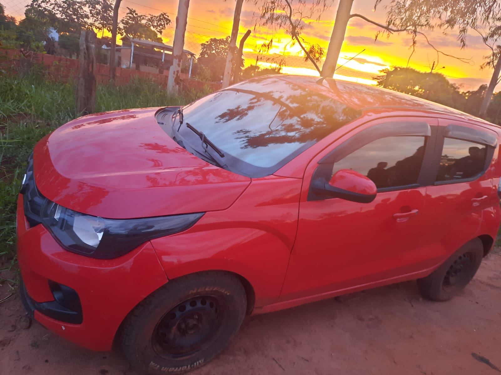 Abandonan en Ponta Porã vehículo presumiblemente usado en asalto en PJC