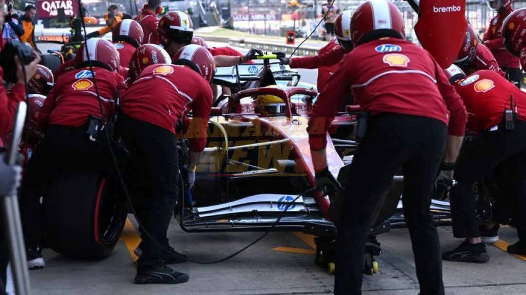 Lewis Hamilton, de Ferrari, lidera la primera práctica del GP de Gran Bretaña