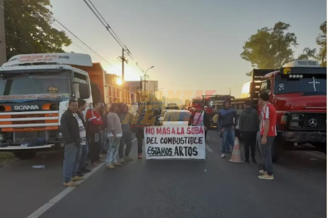 Camioneros advierten protestas ante nueva suba del combustible