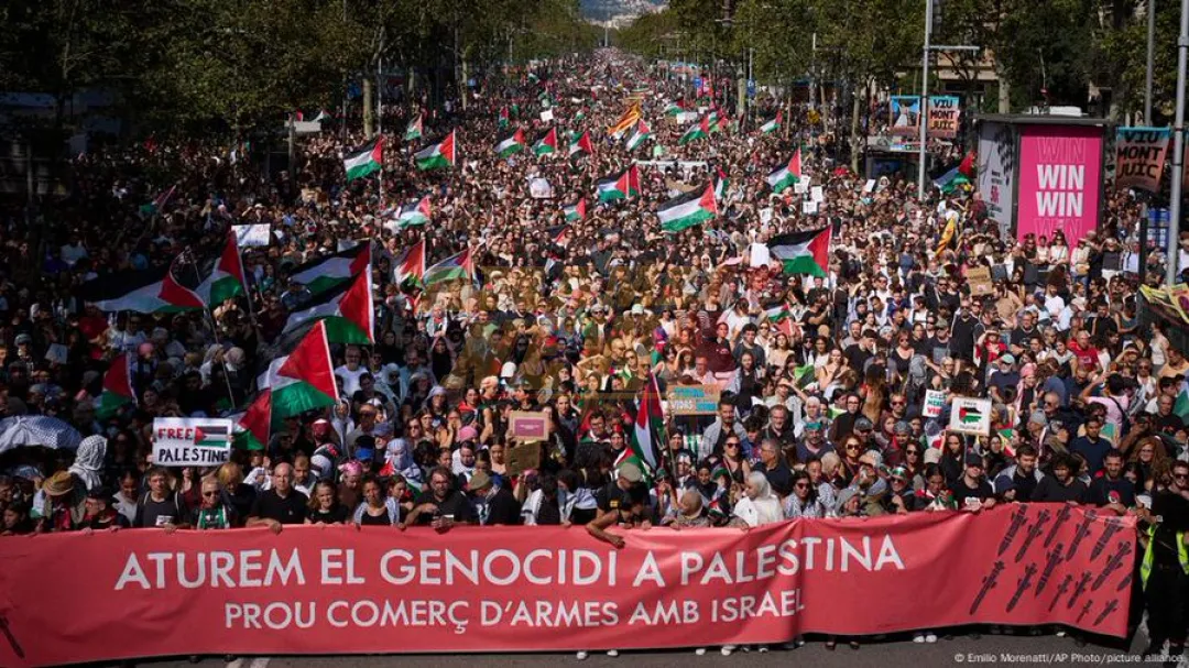 Cientos de miles marchan en Europa en apoyo a palestinos
